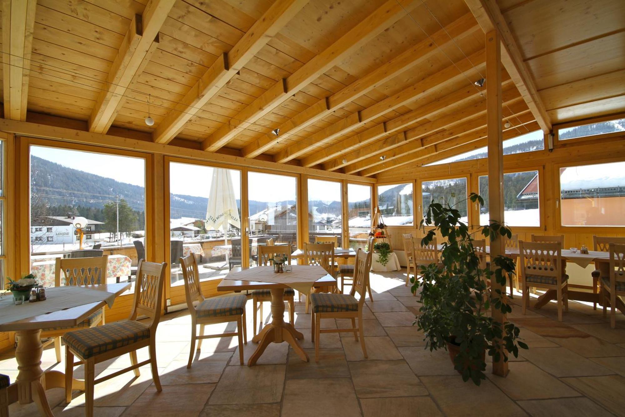 Landhotel Wolf Leutasch Exterior photo