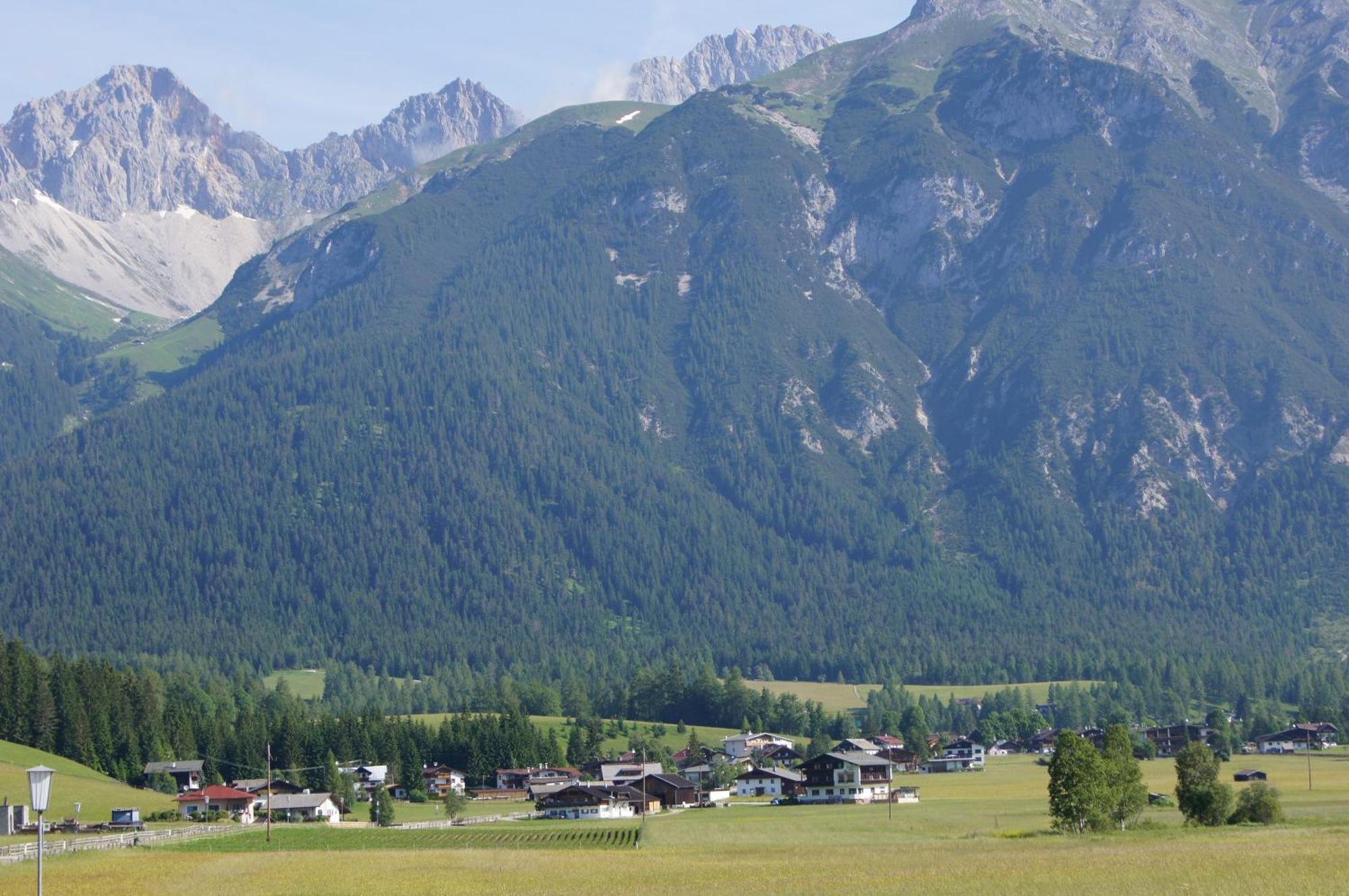 Landhotel Wolf Leutasch Exterior photo